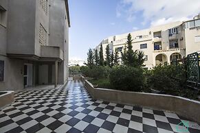 The Business Stay Spacious Well Located in Lac 2