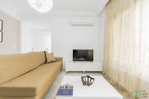 The Business Stay Spacious Well Located in Lac 2