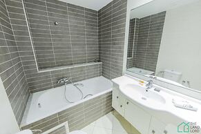 The Business Stay Spacious Well Located in Lac 2