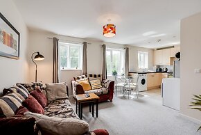 Modern 2 Bedroom Apartment in Popular Jericho