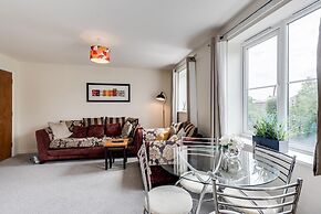 Modern 2 Bedroom Apartment in Popular Jericho