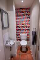 A Very British Place to Stay - 3 Bedrooms Central