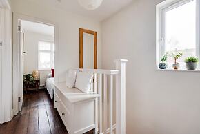 Headington Orchard - 3 Bedroom House Parking Garden