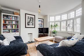 Headington Orchard - 3 Bedroom House Parking Garden