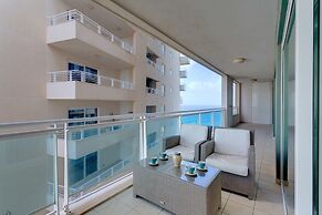 Seaview Apartment In Fort Cambridge Sliema