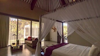 Villa Alice Satu by Villa Finder