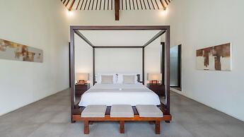 Villa Alice Satu by Villa Finder