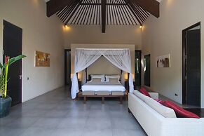 Villa Alice Satu by Villa Finder