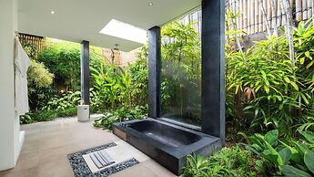 Villa Alice Satu by Villa Finder