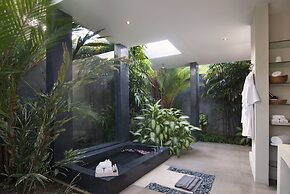 Villa Alice Satu by Villa Finder