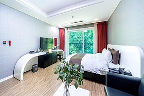 Namwon Hanjeungwonstay Pension