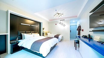 Namwon Hanjeungwonstay Pension