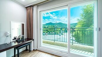 Namwon Hanjeungwonstay Pension