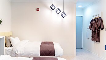 Namwon Hanjeungwonstay Pension