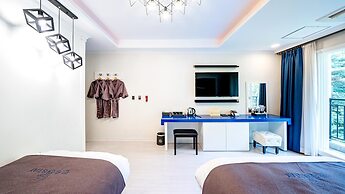 Namwon Hanjeungwonstay Pension