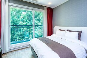 Namwon Hanjeungwonstay Pension