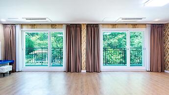 Namwon Hanjeungwonstay Pension