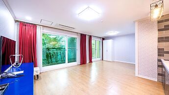 Namwon Hanjeungwonstay Pension