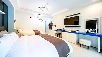 Namwon Hanjeungwonstay Pension