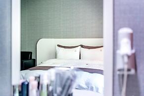 Namwon Hanjeungwonstay Pension