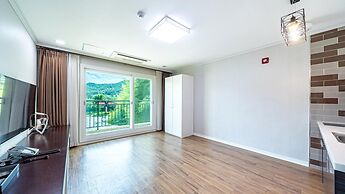 Namwon Hanjeungwonstay Pension