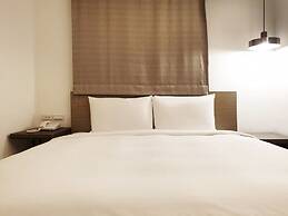 CHECK inn Express Taipei Station