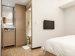 CHECK inn Express Taipei Station