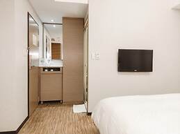 CHECK inn Express Taipei Station