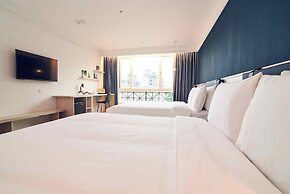 CHECK inn Select Taipei Nangang