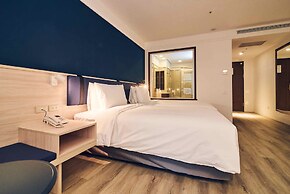 CHECK inn Select Taipei Nangang