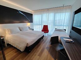 Life Hotel