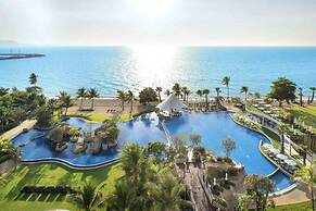 Movenpick Residence Beach Access 2BR
