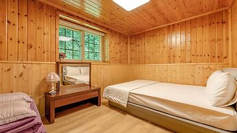 Gapyeong Humantown Pension