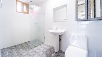 Yeosu Moranggee Pension