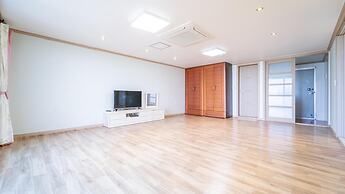 Yeosu Moranggee Pension