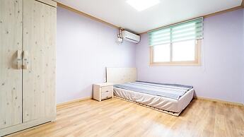 Yeosu Moranggee Pension