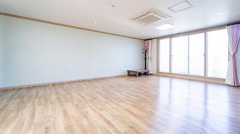 Yeosu Moranggee Pension