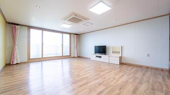 Yeosu Moranggee Pension