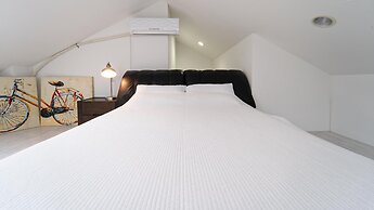 Seogwipo Nupbillehouse