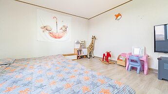 Seogwipo Sangsangnamu kiz Pension