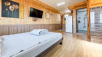 Jeju Sheyongmok Pension