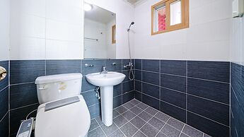 Geoje Mangyang Pension