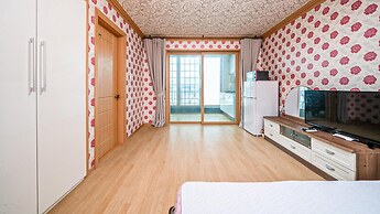 Geoje Mangyang Pension