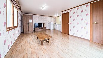 Geoje Mangyang Pension