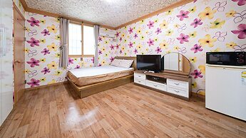 Geoje Mangyang Pension