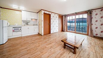 Geoje Mangyang Pension