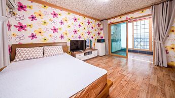 Geoje Mangyang Pension