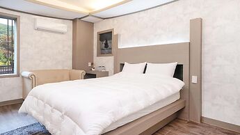 Hwacheon Sky Valley Pension