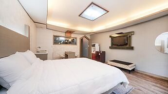 Hwacheon Sky Valley Pension