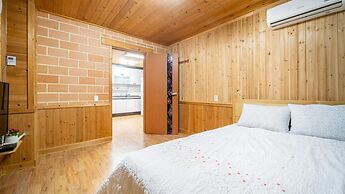 Samcheok Dasarang Pension